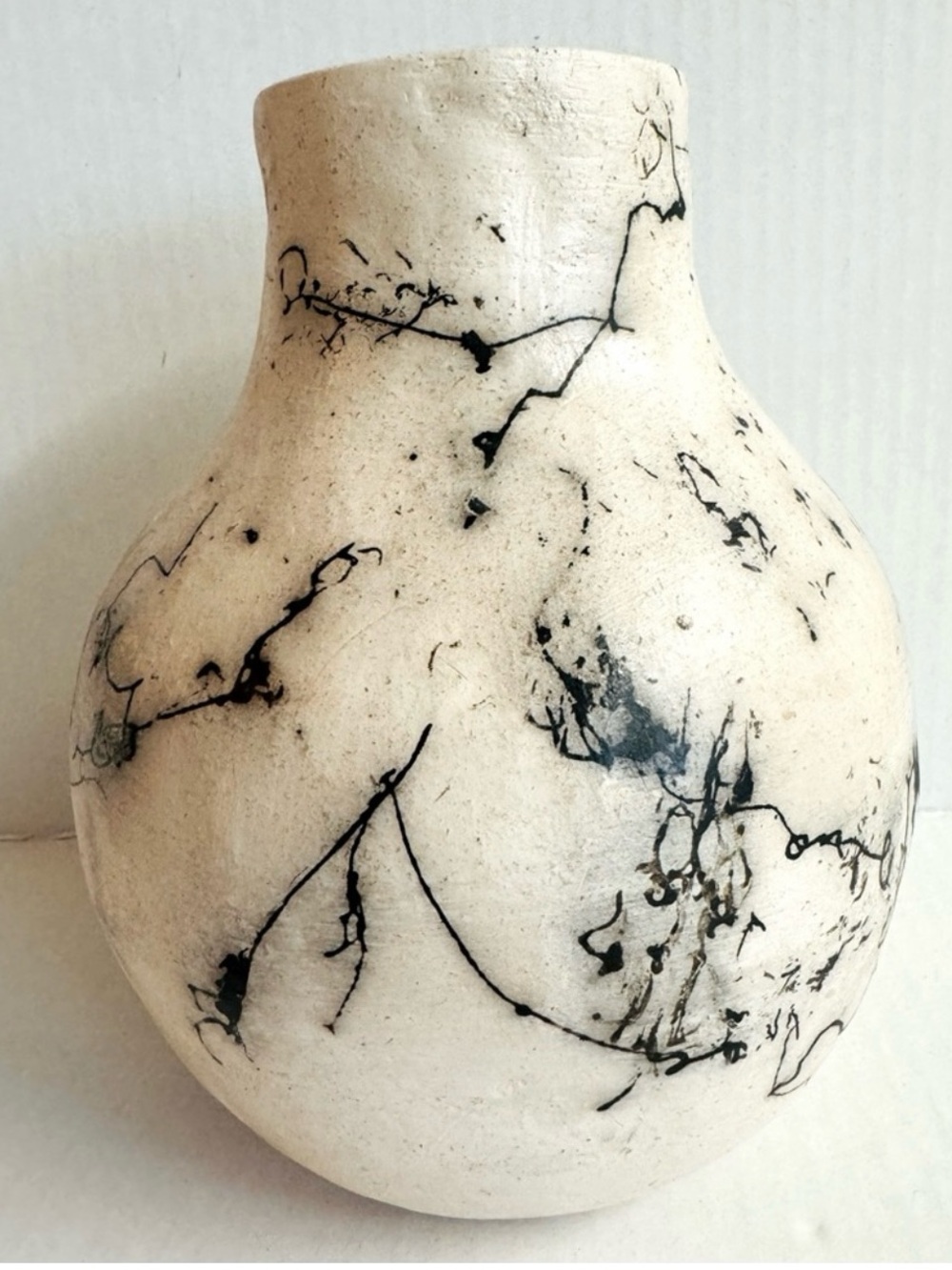 Vintage Signed Horse Hair Pottery Vase.White and Black.Navajo